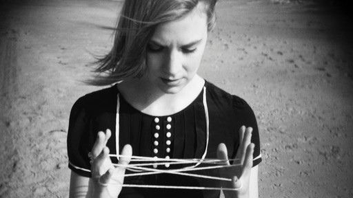 singer-songwriter-alev-lenz100~_v-image512_-6a0b0d9618fb94fd9ee05a84a1099a13ec9d3321